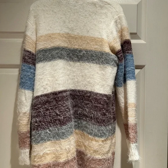 🌻Evolution by Cyrus Open Cardigan - Picture 3 of 4